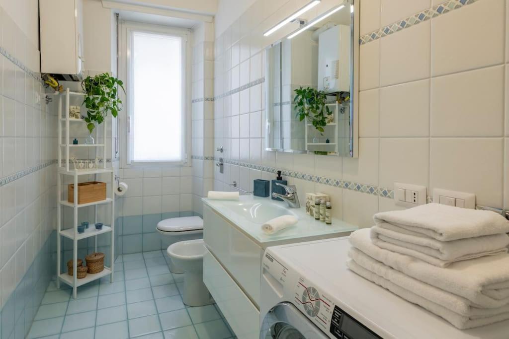 Bnbutler - Strigelli, 13 - Accogliente Bilocale Con Balcone ミラノ エクステリア 写真